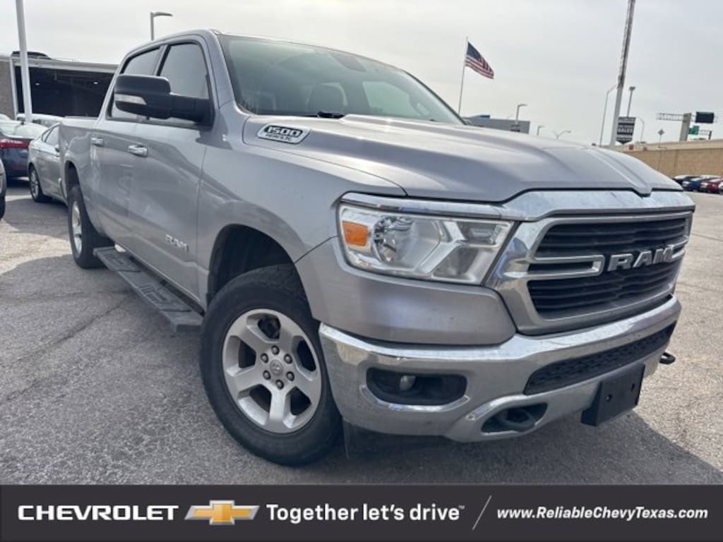 Used 2019 Ram 1500 Big Horn/Lone Star Crew Cab 4x4 57 Box Truck Crew Cab