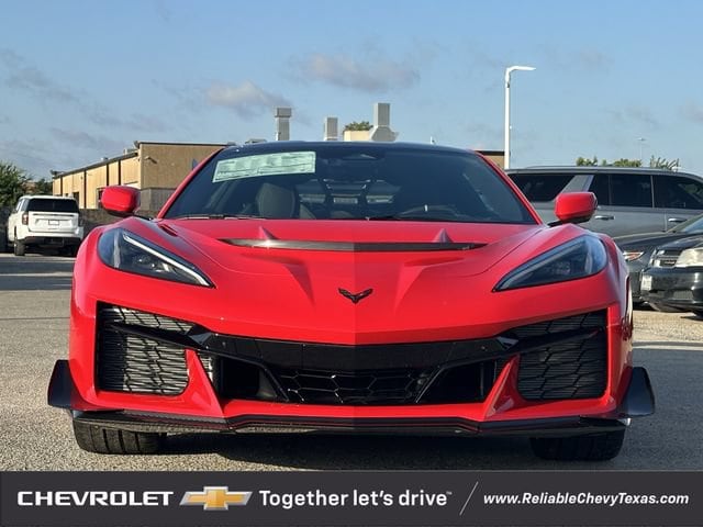 2027 Chevrolet Corvette 3LZ - Photo 7