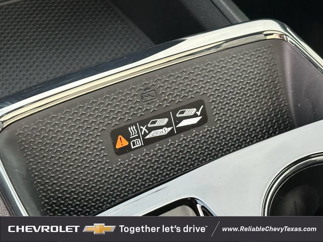 2027 Chevrolet Equinox RS - Photo 21