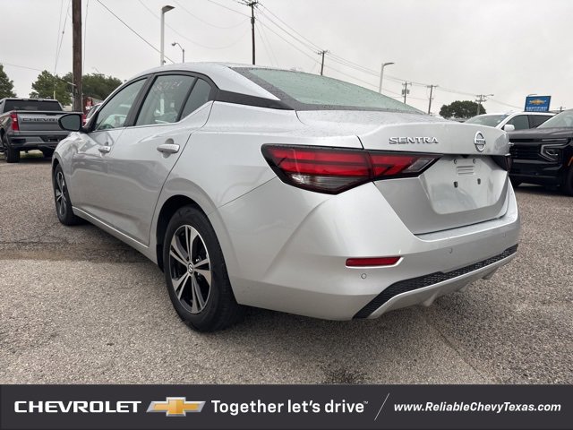 2023 Nissan Sentra SV photo 3