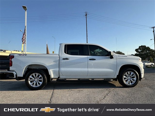 2021 Chevrolet Silverado 1500 Custom photo 3