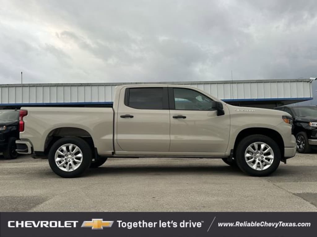New 2026 Chevrolet Silverado 1500 Custom Truck Crew Cab