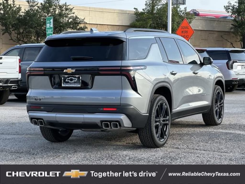 New 2026 Chevrolet Traverse LT SUV