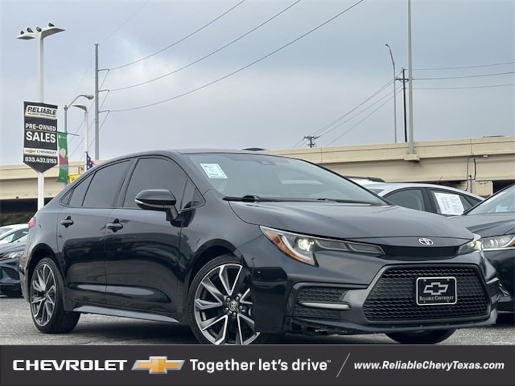 Used 2021 Toyota Corolla SE Sedan