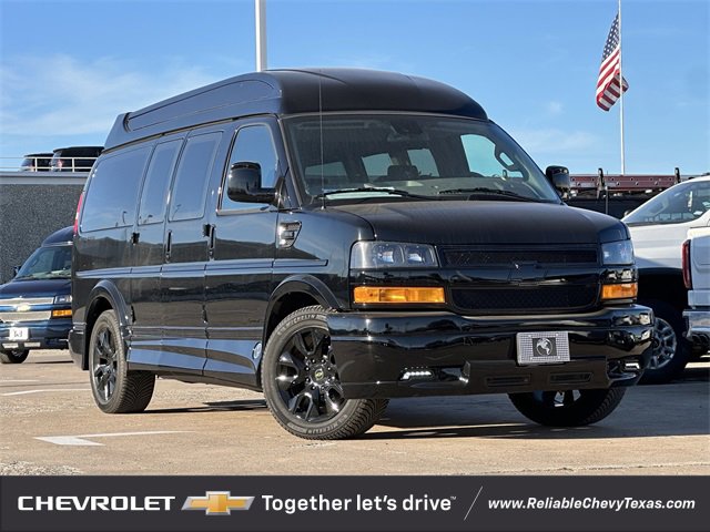 2025 Chevrolet Express Cargo Work Van