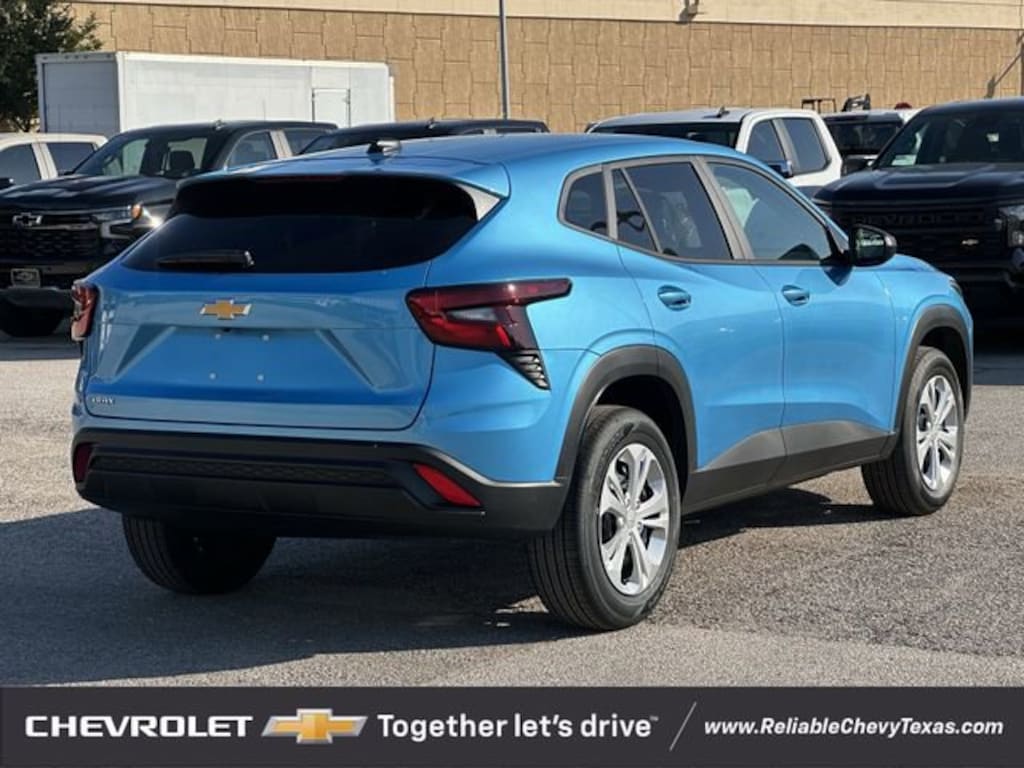 New 2026 Chevrolet Trax LS SUV