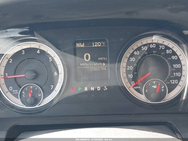 Used 2018  Ram Tradesman image 6