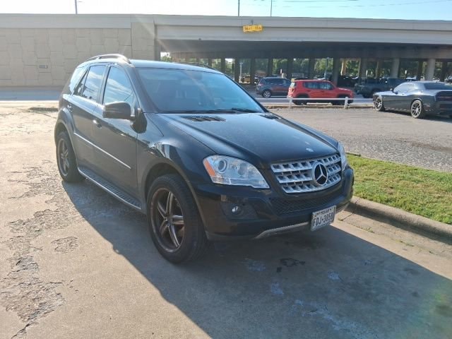 2011 Mercedes-Benz M-Class ML350's photo