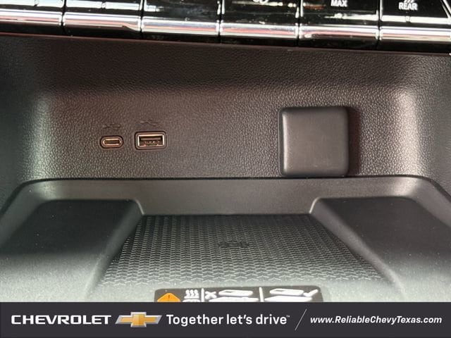 2026 Chevrolet Traverse LT - Photo 17