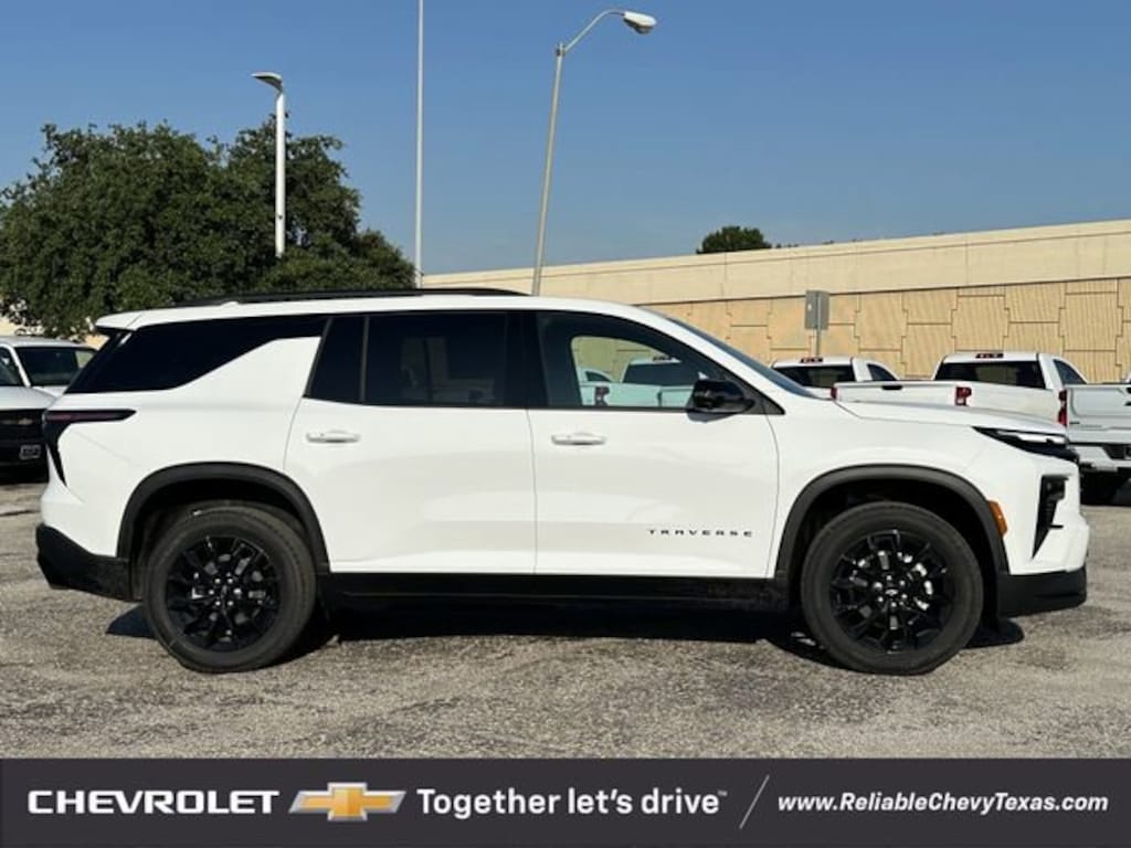 New 2026 Chevrolet Traverse LT SUV