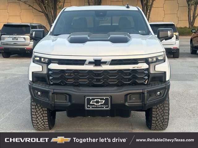 2026 Chevrolet Silverado 1500 ZR2 - Photo 8