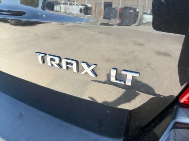 Used 2016 Black Granite Metallic Chevrolet LT image 6