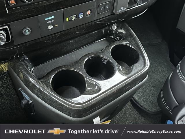 2025 Chevrolet Express Cargo Work Van - Photo 24
