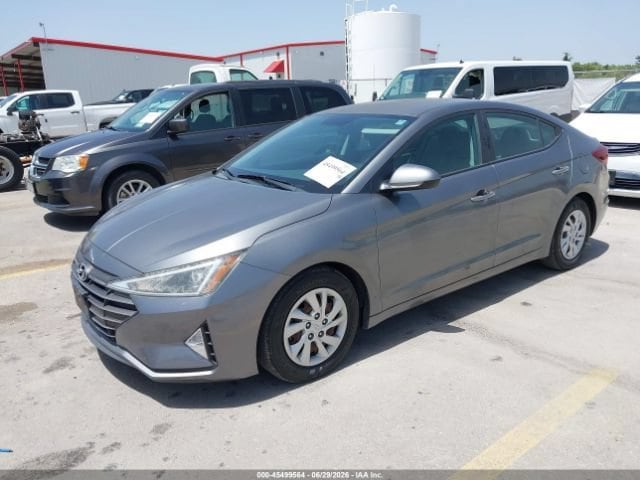 Used 2019 Hyundai Elantra SE with VIN 5NPD74LF7KH486042 for sale in Richardson, TX