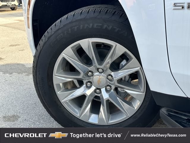 2026 Chevrolet Suburban Premier - Photo 12