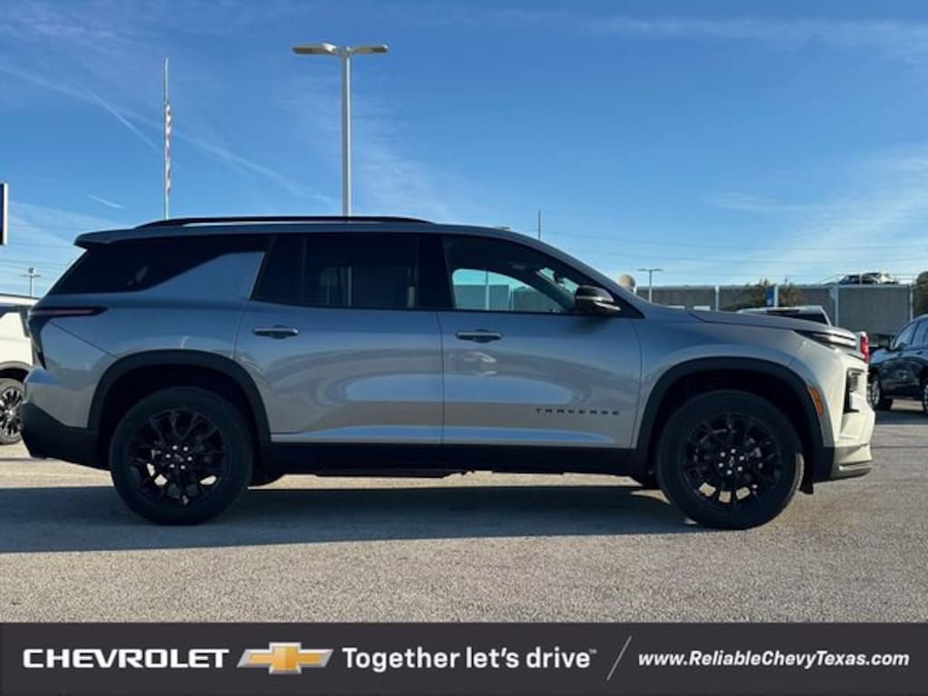 New 2026 Chevrolet Traverse LT SUV