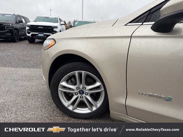 2018 Ford Fusion Hybrid S photo 2