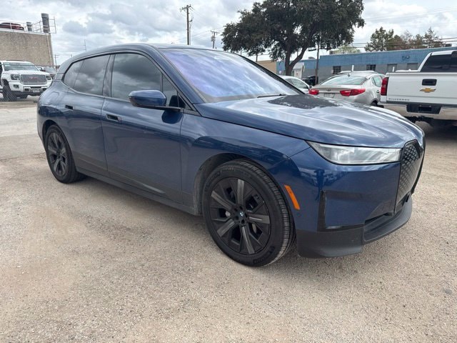 Used 2022 BMW iX Base with VIN WB523CF08NCJ58211 for sale in Richardson, TX