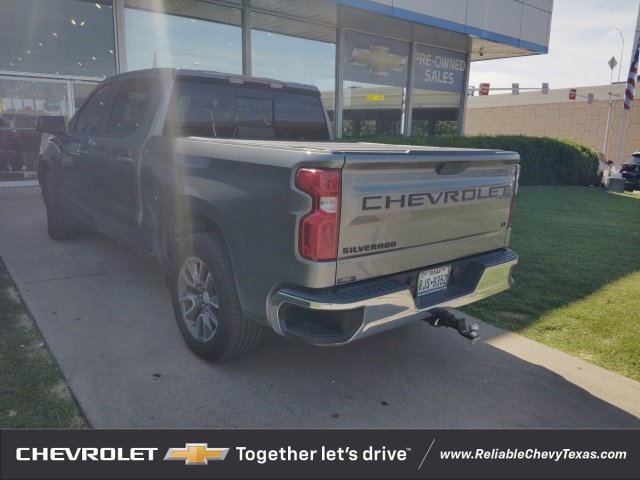 2020 Chevrolet Silverado 1500 LT photo 3