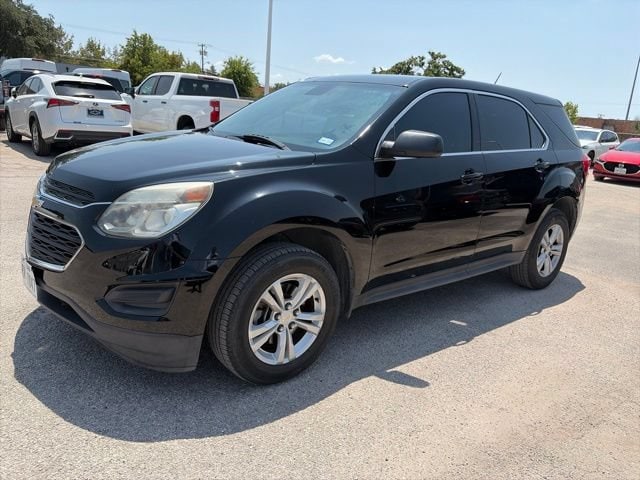 Used 2017 Chevrolet Equinox LS with VIN 2GNALBEK6H1606556 for sale in Richardson, TX