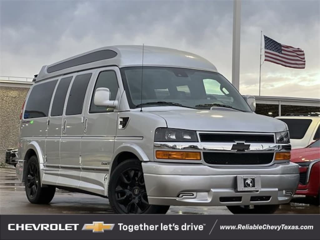 New 2025 Chevrolet Express Cargo 2500 WT Van