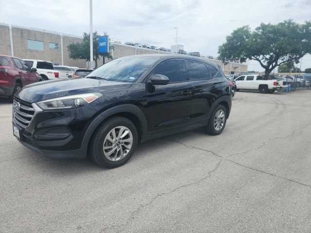 Used 2018 Hyundai Tucson SE with VIN KM8J23A44JU790877 for sale in Richardson, TX