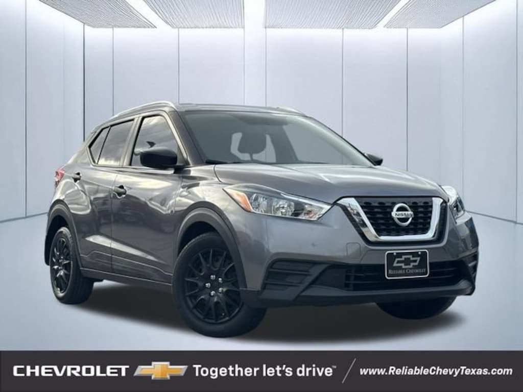 Used 2018 Nissan Kicks S SUV