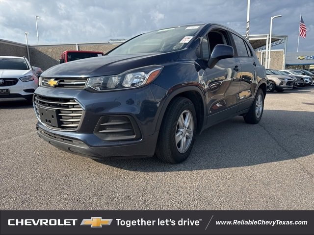 Used 2019 Chevrolet Trax LS with VIN 3GNCJKSB7KL220169 for sale in Richardson, TX