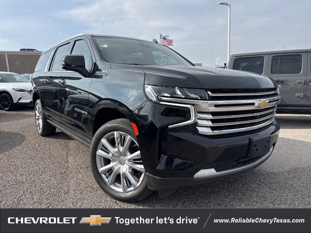2021 Chevrolet Suburban High Country's photo