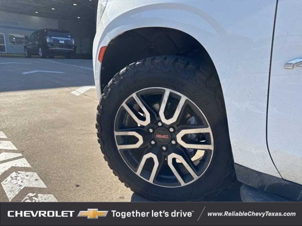 Used 2021 GMC Yukon AT4 SUV