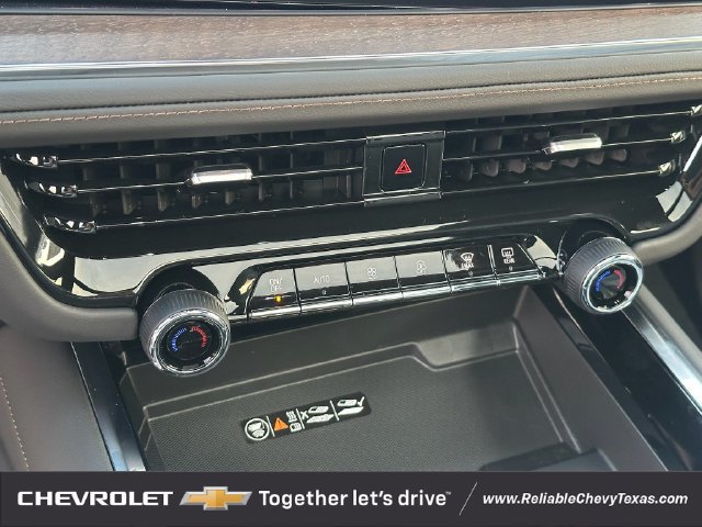 2026 Chevrolet Suburban High Country - Photo 18