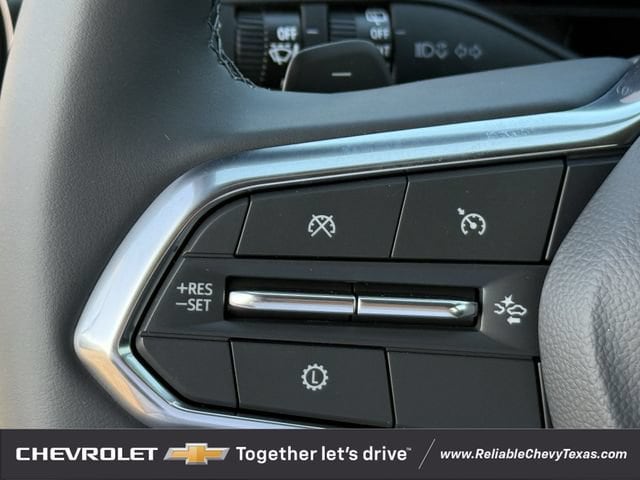 2027 Chevrolet Equinox LT - Photo 13