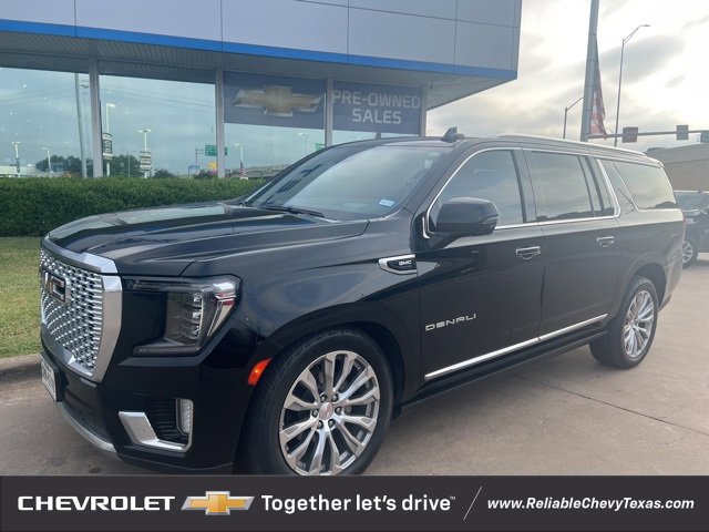 2023 Gmc Yukon XL Denali photo 2