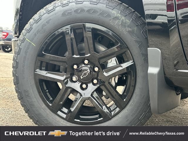 2026 Chevrolet Silverado 1500 Custom - Photo 10