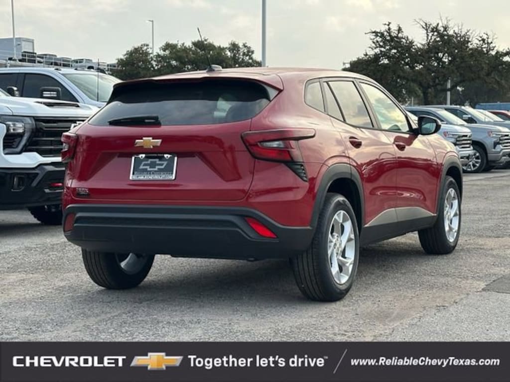 New 2026 Chevrolet Trax LS SUV