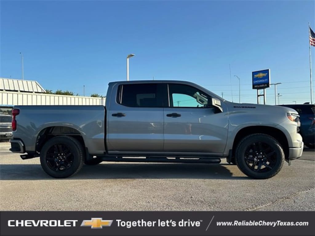 New 2026 Chevrolet Silverado 1500 Custom Truck Crew Cab