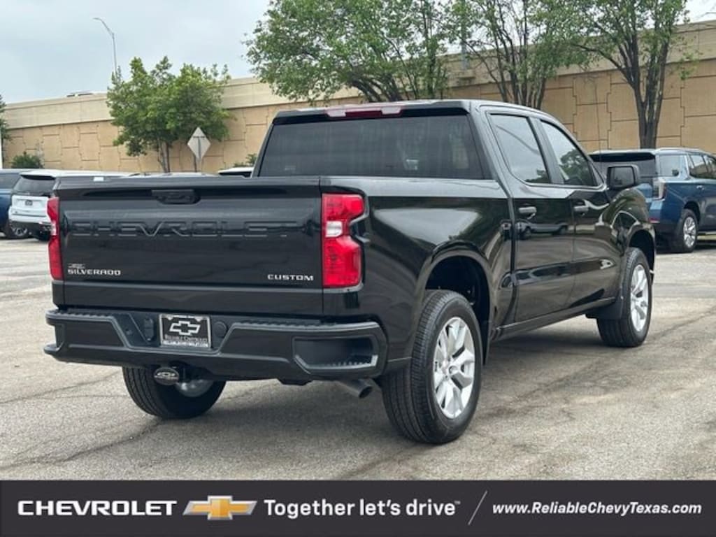 New 2026 Chevrolet Silverado 1500 Custom Truck Crew Cab