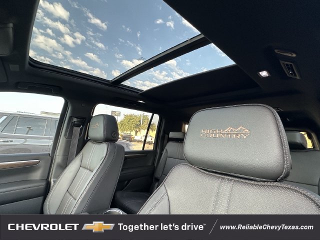 2026 Chevrolet Suburban High Country - Photo 27