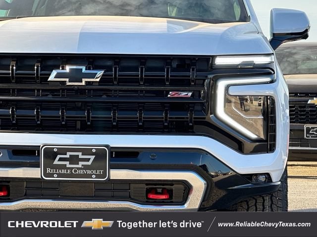 2026 Chevrolet Suburban Z71 - Photo 9