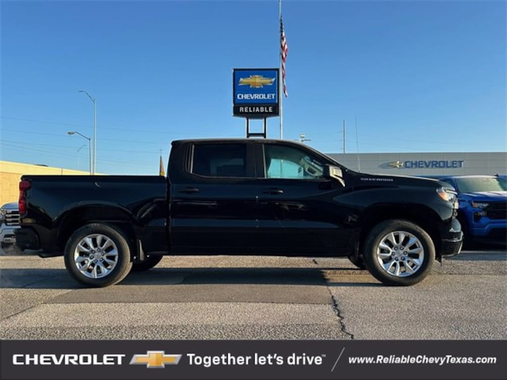 New 2026 Chevrolet Silverado 1500 Custom Truck Crew Cab