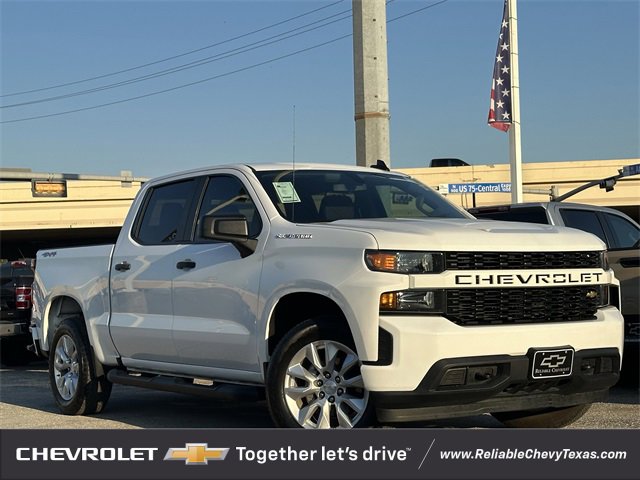 2021 Chevrolet Silverado 1500 Custom photo 2