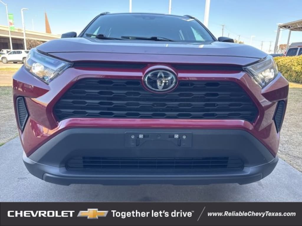 Used 2023 Toyota RAV4 XLE SUV