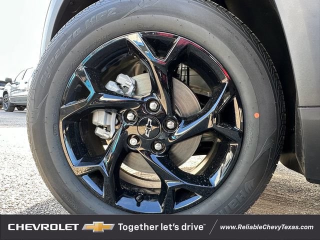 2026 Chevrolet Trax LT - Photo 10