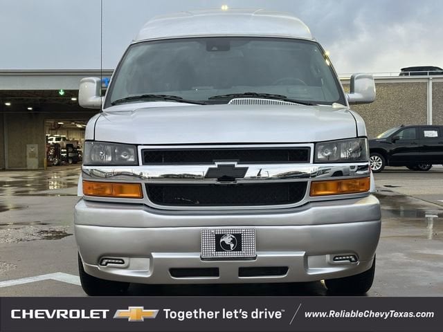 2025 Chevrolet Express Cargo Work Van - Photo 7