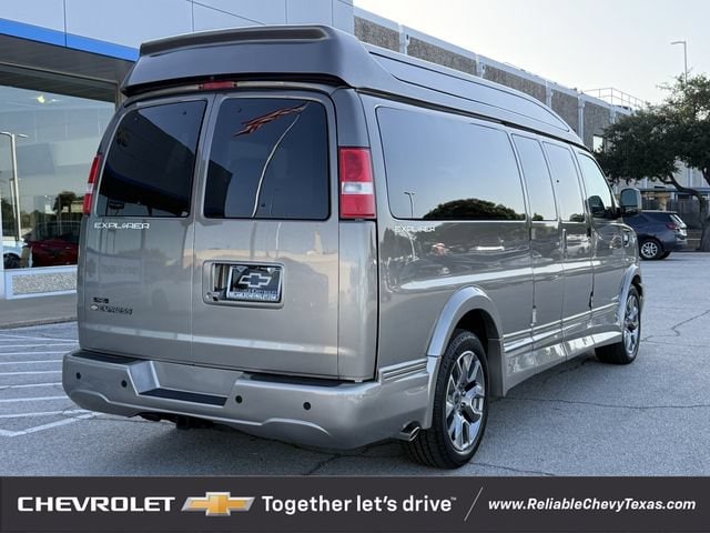 2026 Chevrolet Express Cargo Work Van - Photo 6