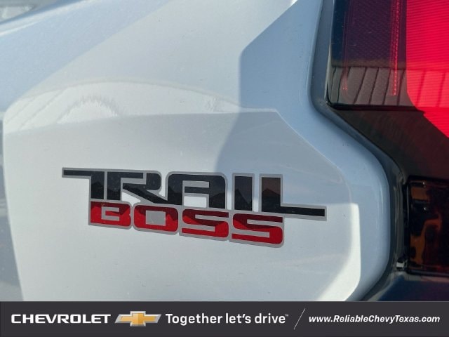 2026 Chevrolet Colorado Trail Boss - Photo 7
