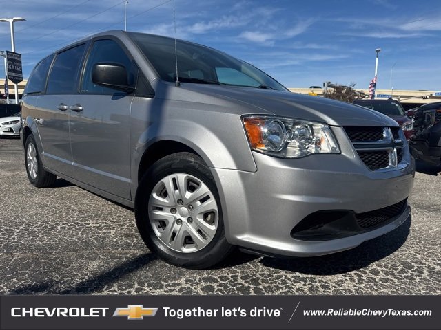 2018 Dodge Grand Caravan SE's photo