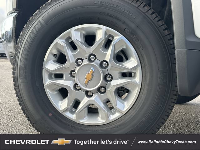 2026 Chevrolet Silverado 2500 HD LTZ - Photo 11