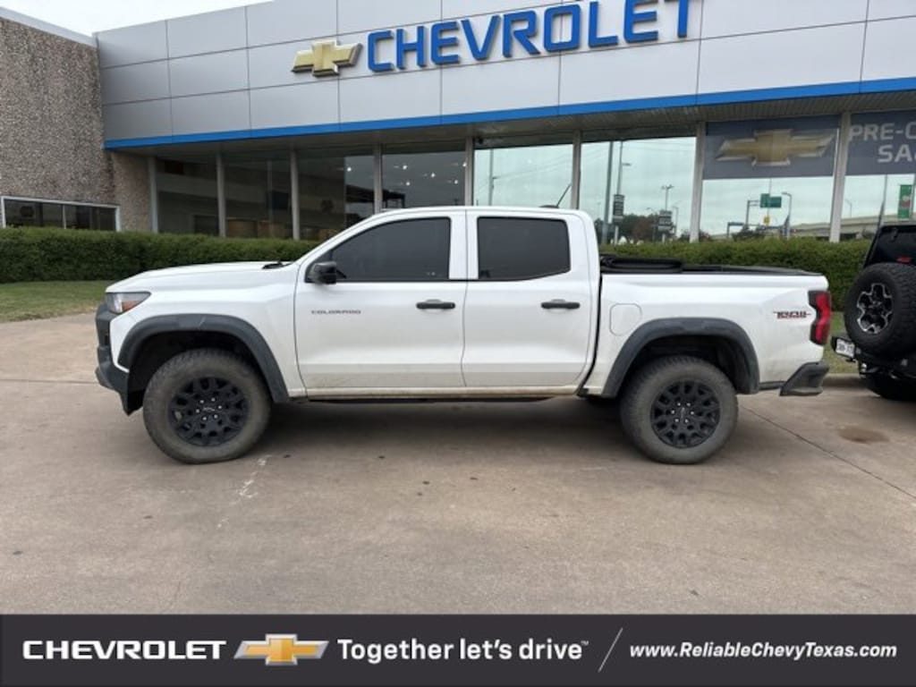 Used 2023 Chevrolet Colorado Trail Boss Truck Crew Cab