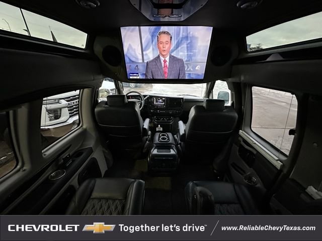 2025 Chevrolet Express Cargo Work Van - Photo 31